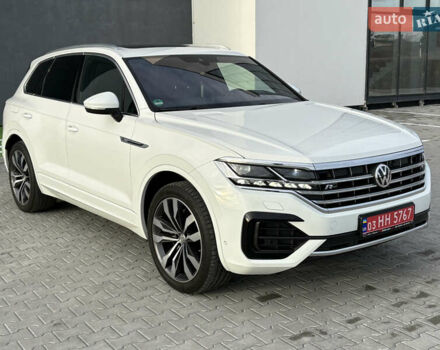 Белый Фольксваген Туарег, объемом двигателя 3 л и пробегом 156 тыс. км за 45999 $, фото 131 на Automoto.ua