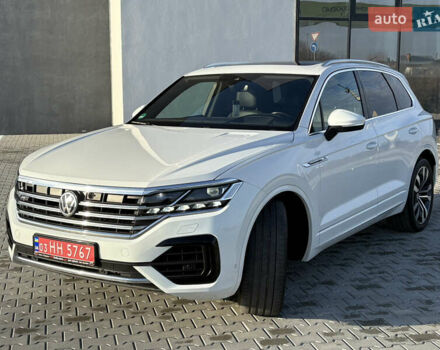 Белый Фольксваген Туарег, объемом двигателя 3 л и пробегом 156 тыс. км за 45999 $, фото 21 на Automoto.ua