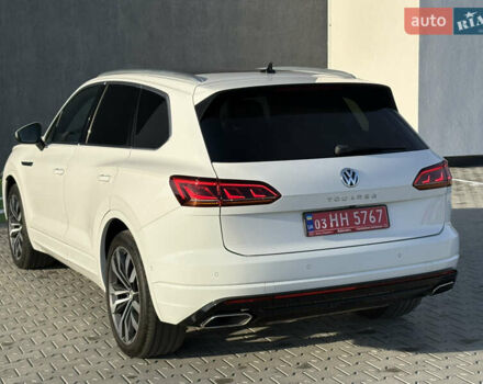 Белый Фольксваген Туарег, объемом двигателя 3 л и пробегом 156 тыс. км за 45999 $, фото 16 на Automoto.ua
