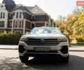 Белый Фольксваген Туарег, объемом двигателя 2.97 л и пробегом 190 тыс. км за 40500 $, фото 3 на Automoto.ua