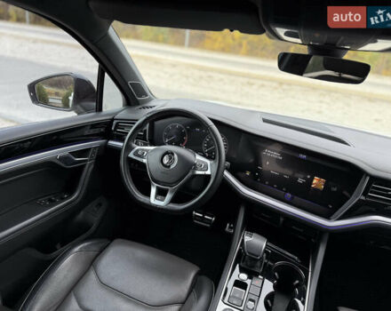 Білий Фольксваген Туарег, об'ємом двигуна 2.97 л та пробігом 91 тис. км за 56999 $, фото 33 на Automoto.ua