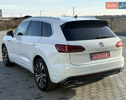 Белый Фольксваген Туарег, объемом двигателя 3 л и пробегом 156 тыс. км за 45999 $, фото 9 на Automoto.ua