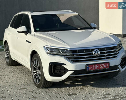Белый Фольксваген Туарег, объемом двигателя 3 л и пробегом 156 тыс. км за 45999 $, фото 4 на Automoto.ua