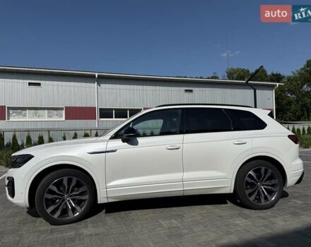 Белый Фольксваген Туарег, объемом двигателя 2.97 л и пробегом 177 тыс. км за 52900 $, фото 7 на Automoto.ua