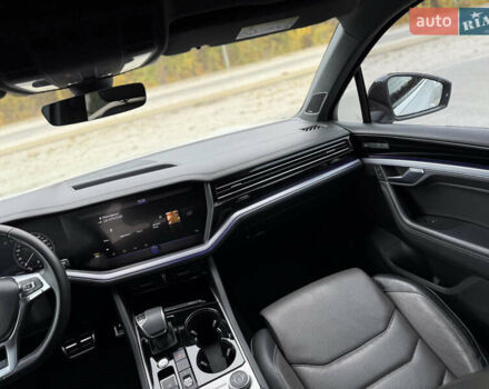 Білий Фольксваген Туарег, об'ємом двигуна 2.97 л та пробігом 91 тис. км за 56999 $, фото 32 на Automoto.ua