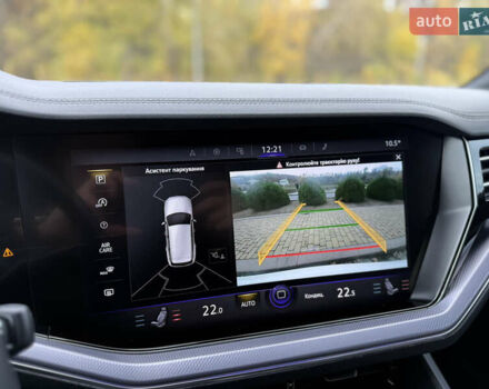 Білий Фольксваген Туарег, об'ємом двигуна 2.97 л та пробігом 91 тис. км за 56999 $, фото 21 на Automoto.ua