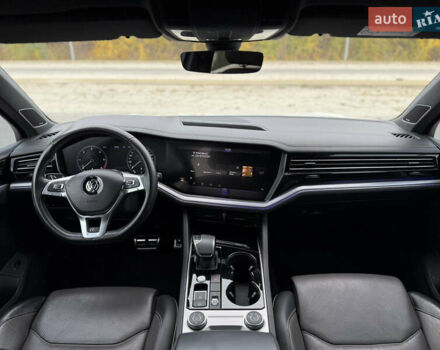 Білий Фольксваген Туарег, об'ємом двигуна 2.97 л та пробігом 91 тис. км за 56999 $, фото 31 на Automoto.ua