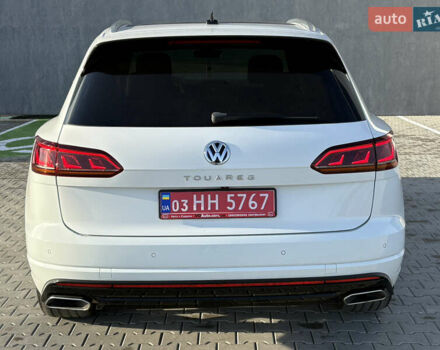 Белый Фольксваген Туарег, объемом двигателя 3 л и пробегом 156 тыс. км за 45999 $, фото 15 на Automoto.ua