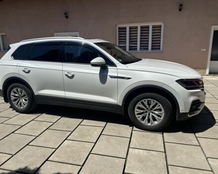 Белый Фольксваген Туарег, объемом двигателя 3 л и пробегом 165 тыс. км за 43500 $, фото 5 на Automoto.ua