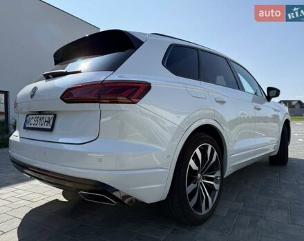 Белый Фольксваген Туарег, объемом двигателя 2.97 л и пробегом 177 тыс. км за 52900 $, фото 13 на Automoto.ua