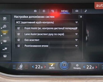 Білий Фольксваген Туарег, об'ємом двигуна 2.97 л та пробігом 268 тис. км за 38000 $, фото 29 на Automoto.ua
