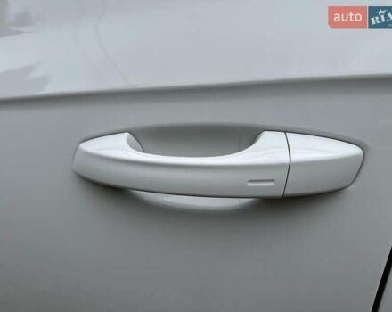 Білий Фольксваген Туарег, об'ємом двигуна 2.97 л та пробігом 141 тис. км за 51999 $, фото 16 на Automoto.ua