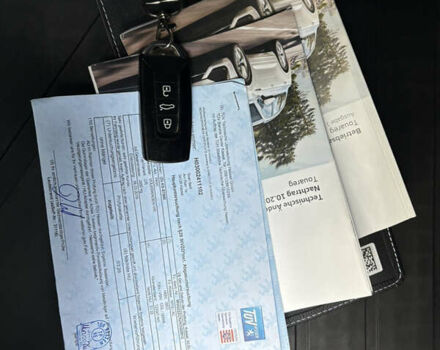 Белый Фольксваген Туарег, объемом двигателя 3 л и пробегом 156 тыс. км за 45999 $, фото 100 на Automoto.ua