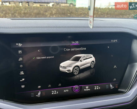 Белый Фольксваген Туарег, объемом двигателя 3 л и пробегом 156 тыс. км за 45999 $, фото 69 на Automoto.ua