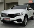Білий Фольксваген Туарег, об'ємом двигуна 2.97 л та пробігом 210 тис. км за 42000 $, фото 1 на Automoto.ua