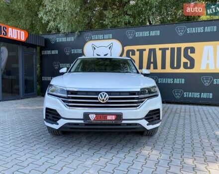 Белый Фольксваген Туарег, объемом двигателя 2.99 л и пробегом 60 тыс. км за 43500 $, фото 1 на Automoto.ua