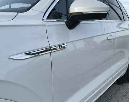 Белый Фольксваген Туарег, объемом двигателя 2.97 л и пробегом 242 тыс. км за 42990 $, фото 10 на Automoto.ua