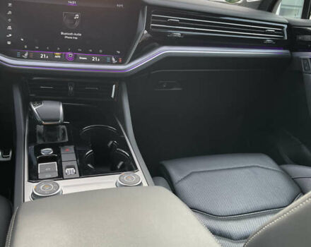 Белый Фольксваген Туарег, объемом двигателя 2.97 л и пробегом 242 тыс. км за 42990 $, фото 14 на Automoto.ua