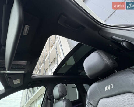 Белый Фольксваген Туарег, объемом двигателя 3 л и пробегом 156 тыс. км за 45999 $, фото 123 на Automoto.ua