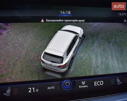 Білий Фольксваген Туарег, об'ємом двигуна 2.97 л та пробігом 147 тис. км за 54000 $, фото 1 на Automoto.ua