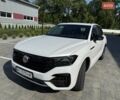 Белый Фольксваген Туарег, объемом двигателя 2.97 л и пробегом 177 тыс. км за 52900 $, фото 22 на Automoto.ua