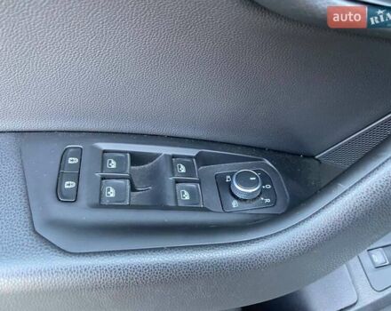 Белый Фольксваген Туарег, объемом двигателя 2.99 л и пробегом 60 тыс. км за 43500 $, фото 14 на Automoto.ua