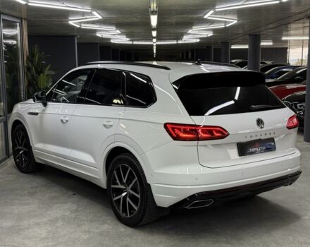 Білий Фольксваген Туарег, об'ємом двигуна 3 л та пробігом 146 тис. км за 50900 $, фото 12 на Automoto.ua