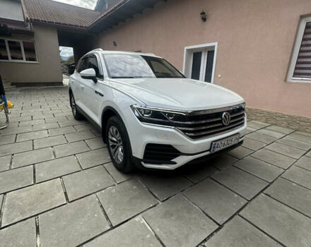 Білий Фольксваген Туарег, об'ємом двигуна 2.97 л та пробігом 165 тис. км за 43500 $, фото 6 на Automoto.ua