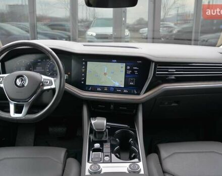 Білий Фольксваген Туарег, об'ємом двигуна 2.97 л та пробігом 268 тис. км за 38000 $, фото 20 на Automoto.ua