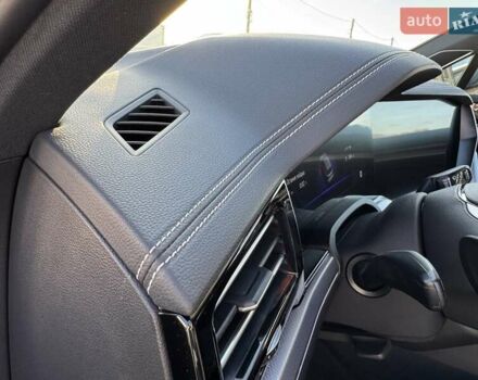 Белый Фольксваген Туарег, объемом двигателя 2.97 л и пробегом 103 тыс. км за 59500 $, фото 30 на Automoto.ua