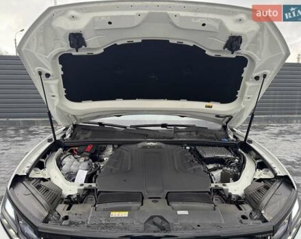 Білий Фольксваген Туарег, об'ємом двигуна 2.97 л та пробігом 148 тис. км за 53500 $, фото 39 на Automoto.ua