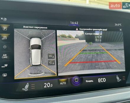 Белый Фольксваген Туарег, объемом двигателя 2.97 л и пробегом 148 тыс. км за 54500 $, фото 26 на Automoto.ua