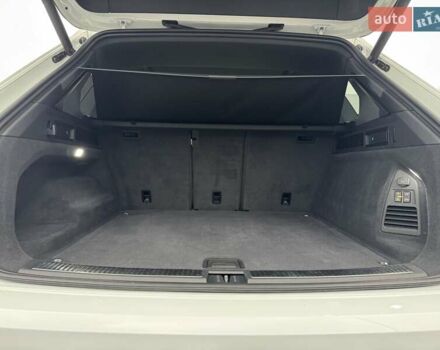 Білий Фольксваген Туарег, об'ємом двигуна 2.97 л та пробігом 148 тис. км за 53500 $, фото 36 на Automoto.ua