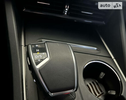 Білий Фольксваген Туарег, об'ємом двигуна 3 л та пробігом 95 тис. км за 53500 $, фото 16 на Automoto.ua