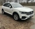 Білий Фольксваген Туарег, об'ємом двигуна 3 л та пробігом 95 тис. км за 53500 $, фото 4 на Automoto.ua