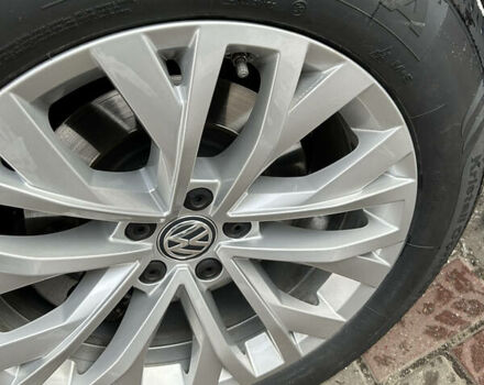 Білий Фольксваген Туарег, об'ємом двигуна 3 л та пробігом 95 тис. км за 53500 $, фото 25 на Automoto.ua