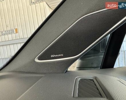 Белый Фольксваген Туарег, объемом двигателя 2.97 л и пробегом 103 тыс. км за 59500 $, фото 69 на Automoto.ua