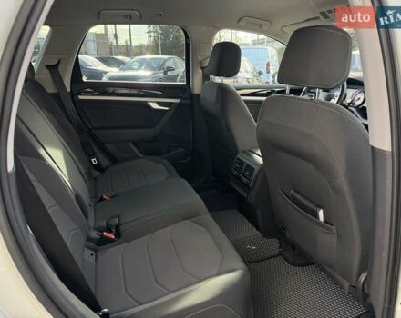 Фольксваген Туарег 2020 у Чернівцях на Automoto.ua Білий Фольксваген Туарег, об'ємом двигуна 3 л та пробігом 190 тис. км за 37800 $, фото 11 на Automoto.ua