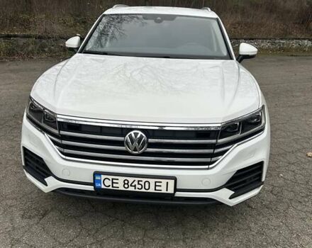 Білий Фольксваген Туарег, об'ємом двигуна 3 л та пробігом 95 тис. км за 53500 $, фото 47 на Automoto.ua