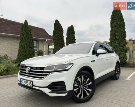 Білий Фольксваген Туарег, об'ємом двигуна 3 л та пробігом 107 тис. км за 42500 $, фото 35 на Automoto.ua