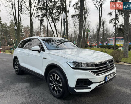 Белый Фольксваген Туарег, объемом двигателя 3 л и пробегом 109 тыс. км за 39700 $, фото 8 на Automoto.ua