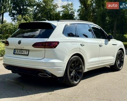 Білий Фольксваген Туарег, об'ємом двигуна 3 л та пробігом 170 тис. км за 42950 $, фото 4 на Automoto.ua