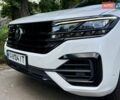 Білий Фольксваген Туарег, об'ємом двигуна 3 л та пробігом 170 тис. км за 42950 $, фото 110 на Automoto.ua