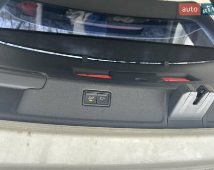 Білий Фольксваген Туарег, об'ємом двигуна 3 л та пробігом 95 тис. км за 53500 $, фото 69 на Automoto.ua