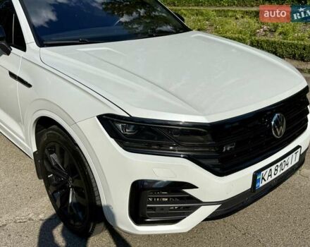 Білий Фольксваген Туарег, об'ємом двигуна 3 л та пробігом 170 тис. км за 42950 $, фото 33 на Automoto.ua