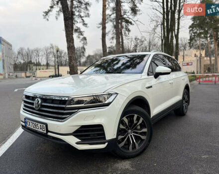 Белый Фольксваген Туарег, объемом двигателя 3 л и пробегом 109 тыс. км за 39700 $, фото 39 на Automoto.ua