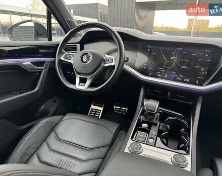 Білий Фольксваген Туарег, об'ємом двигуна 2.97 л та пробігом 148 тис. км за 53500 $, фото 21 на Automoto.ua