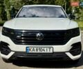 Білий Фольксваген Туарег, об'ємом двигуна 3 л та пробігом 170 тис. км за 42950 $, фото 1 на Automoto.ua