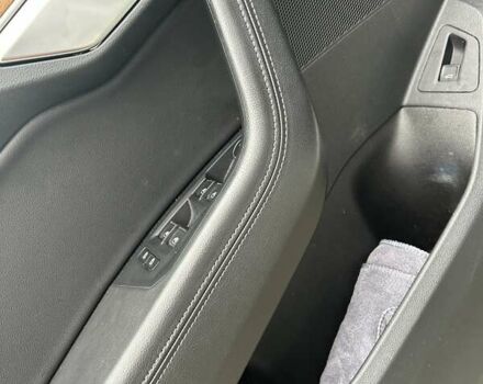 Білий Фольксваген Туарег, об'ємом двигуна 3 л та пробігом 95 тис. км за 53500 $, фото 85 на Automoto.ua