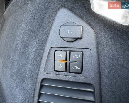 Белый Фольксваген Туарег, объемом двигателя 2.97 л и пробегом 148 тыс. км за 54500 $, фото 50 на Automoto.ua